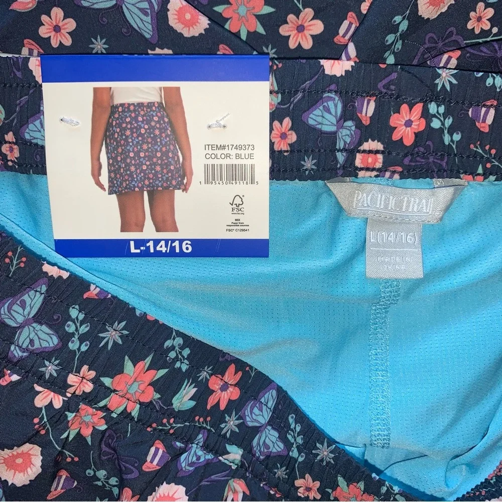 Pacific Trail Girls floral skirt with short shorts under size L14/16